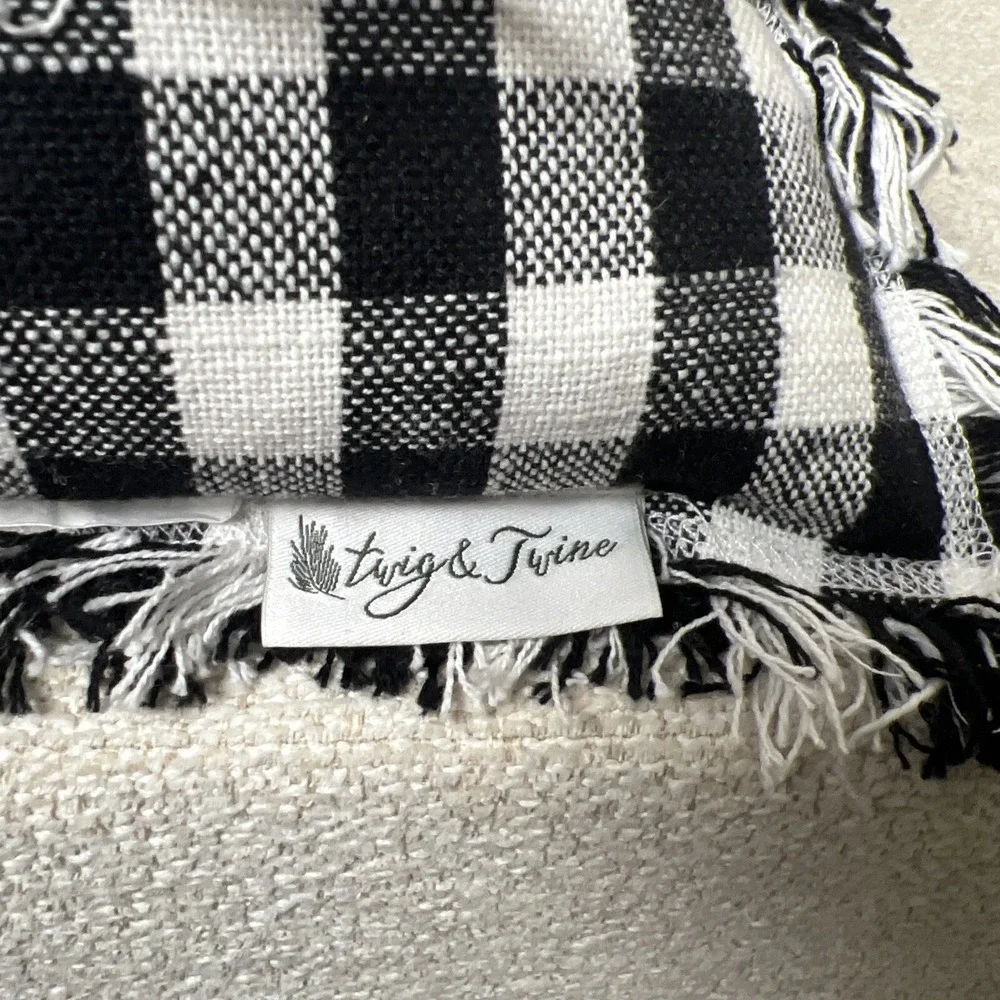 Christmas‎ Pillow Truck Black White Checkered Back 20 x 20 Holiday Decorative